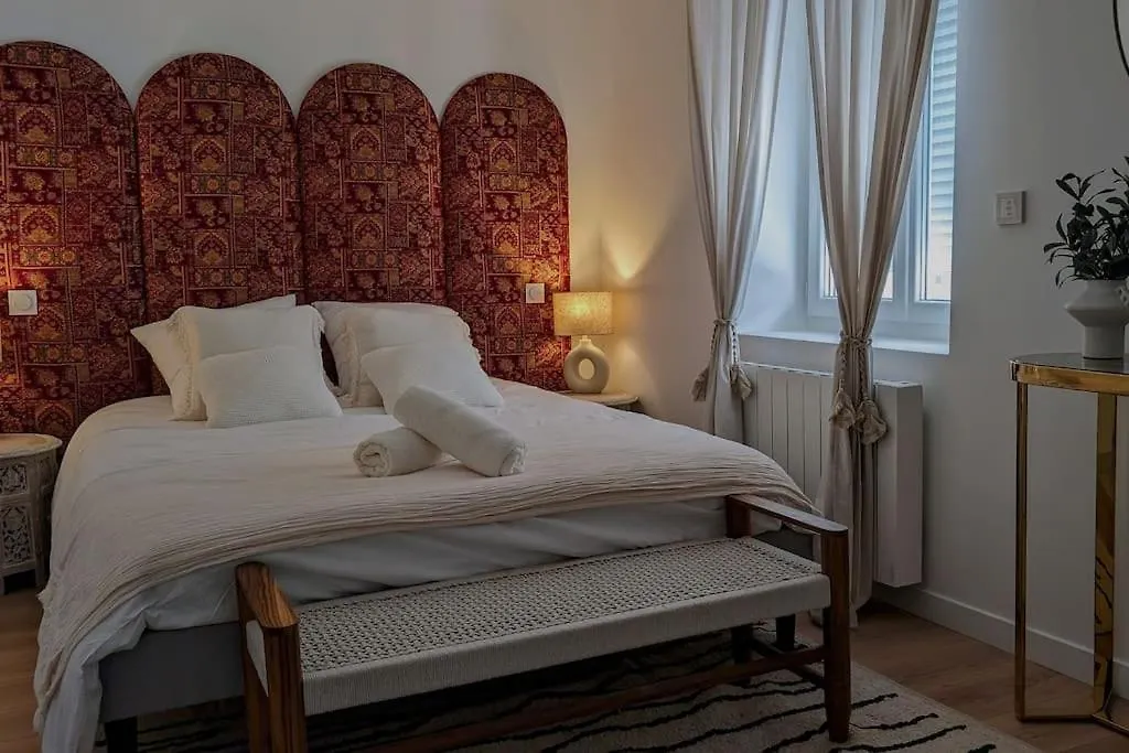 Suite Meraki - Luxe & Voyage - Jacuzzi & Cinema Saint-Etienne  0*, Saint-Etienne (Loire)