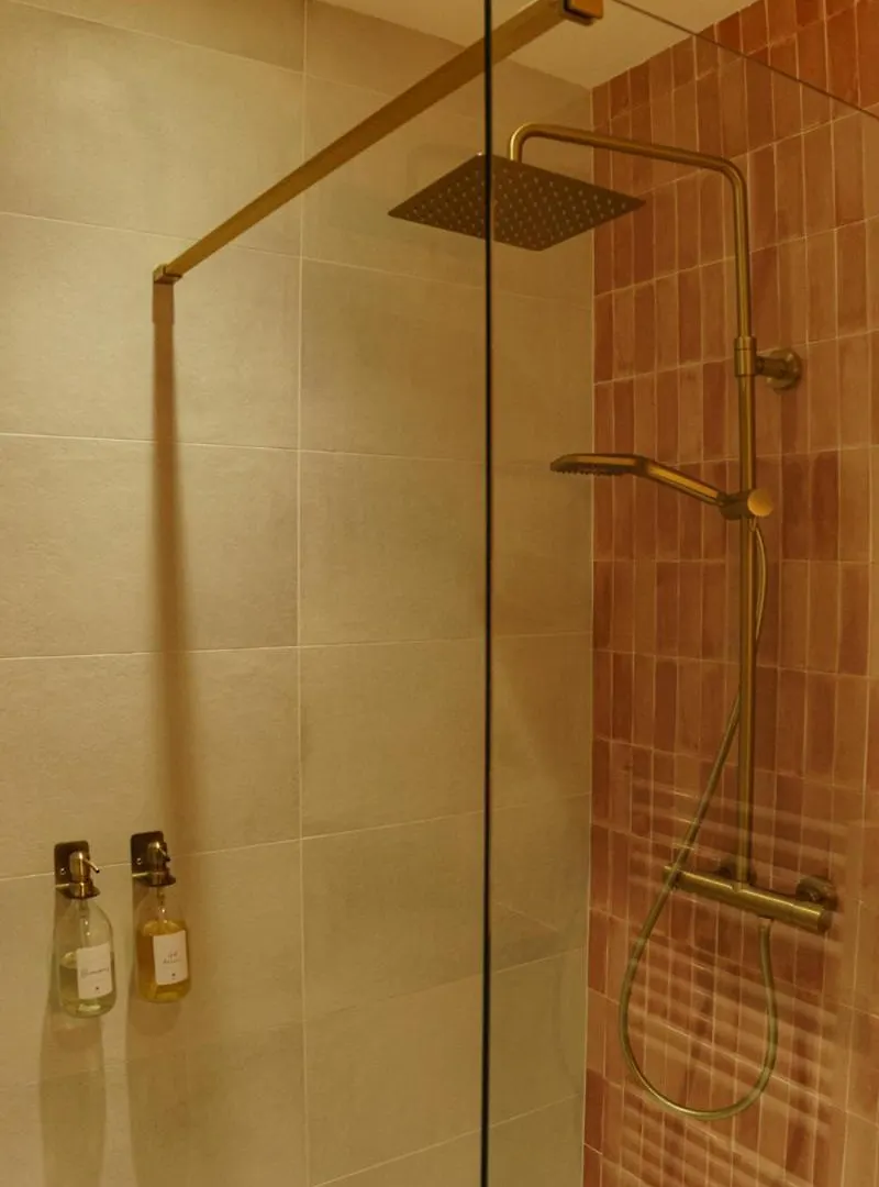 Apartment Suite Meraki - Luxe & Voyage - Jacuzzi & Cinema Saint-Etienne